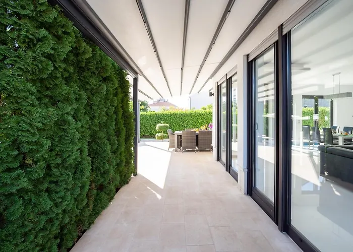 فيلة Luxury تروغير